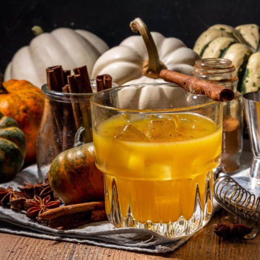 2-Wick Winter Farmhouse Soy Candle