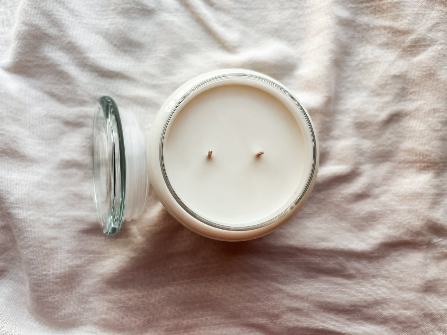 20oz Sweet Macaron Soy Candle