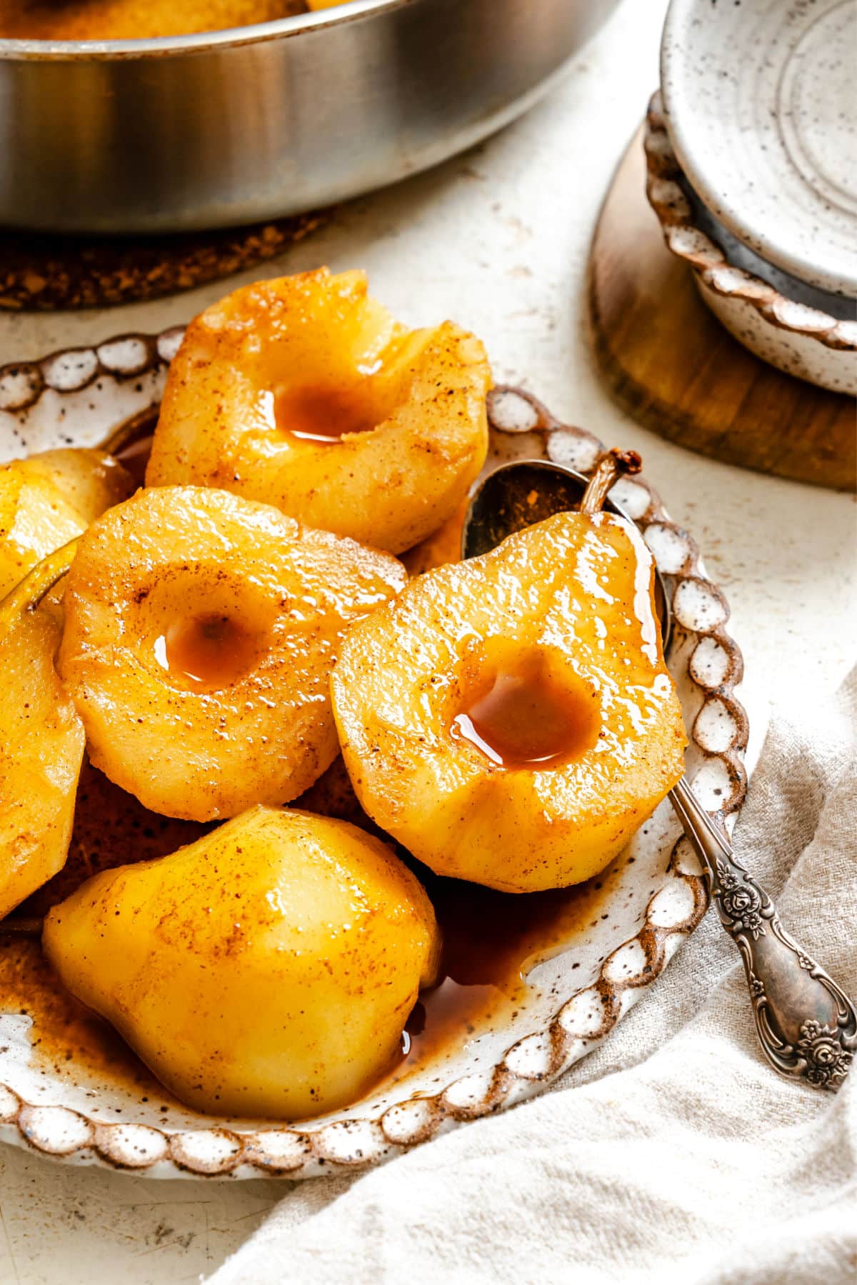 Boozy Spiced Pears Soy Candle 2-Wick