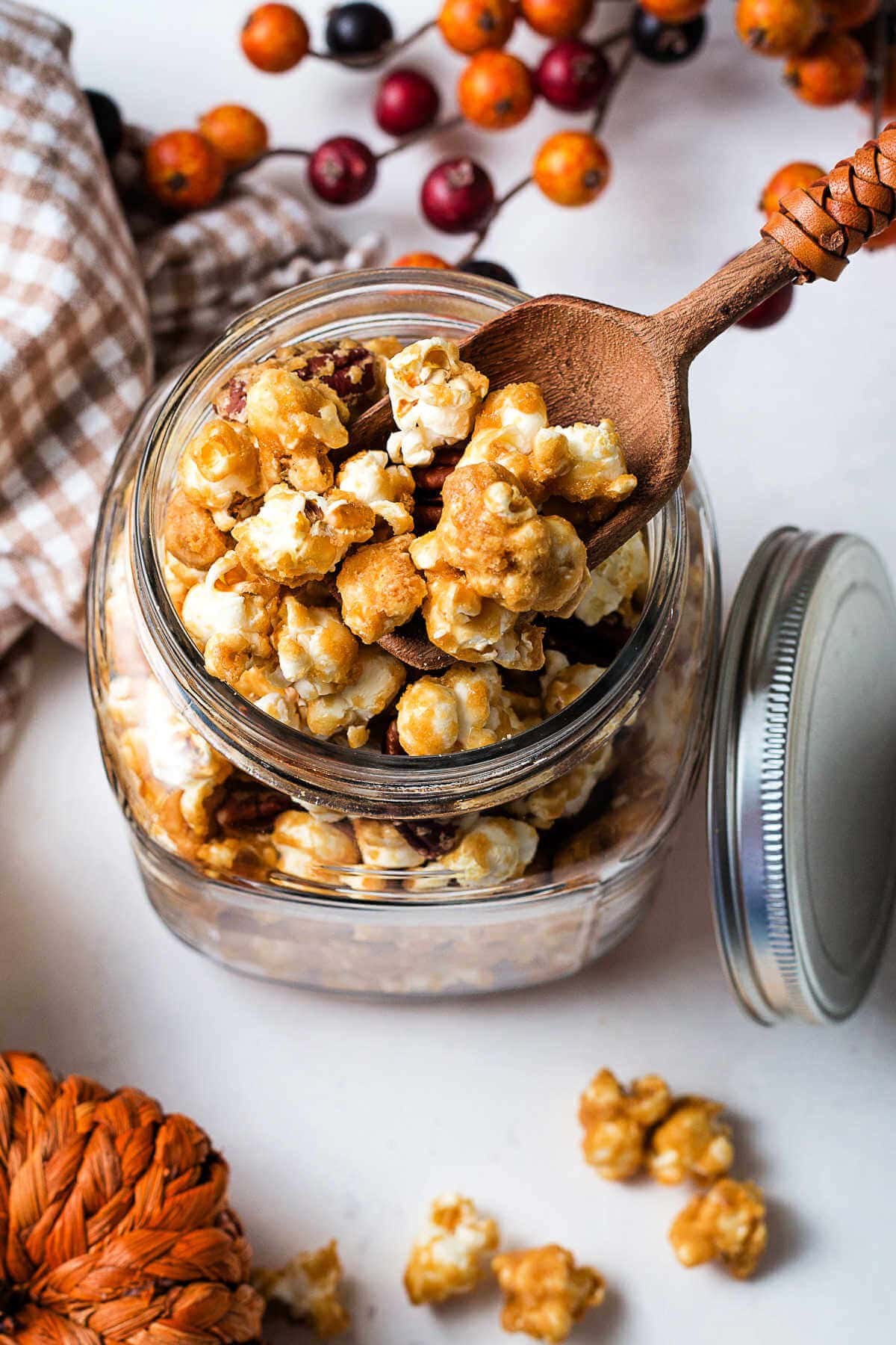 Caramelized Praline Popcorn Soy Candle 2-Wick